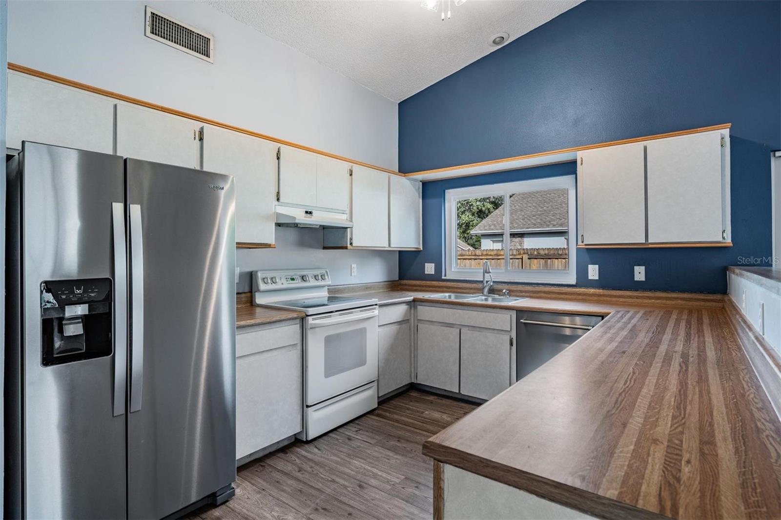 THE WILLOWS UNIT 1 - Residential