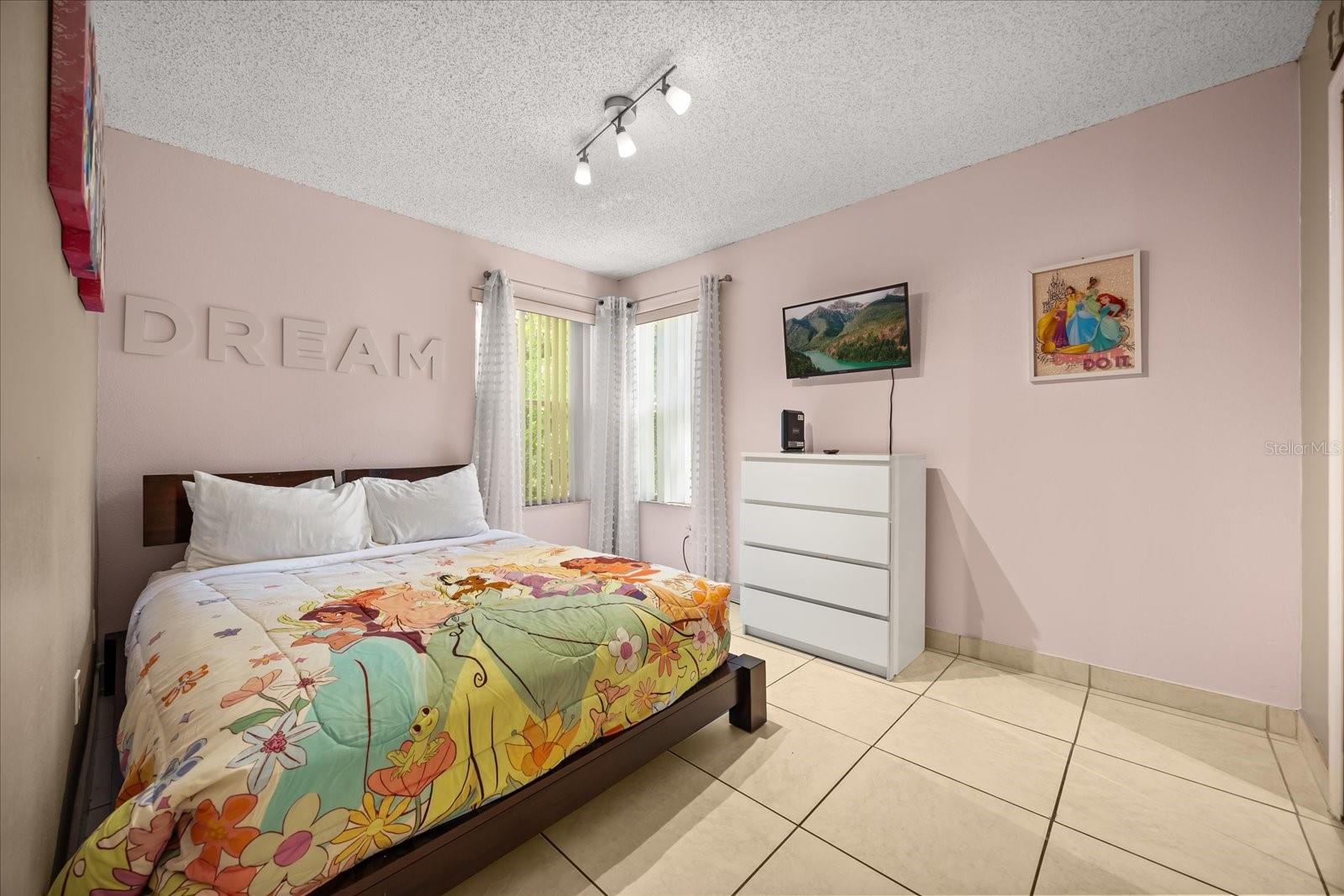 VILLAS AT SOMERSET - Residential