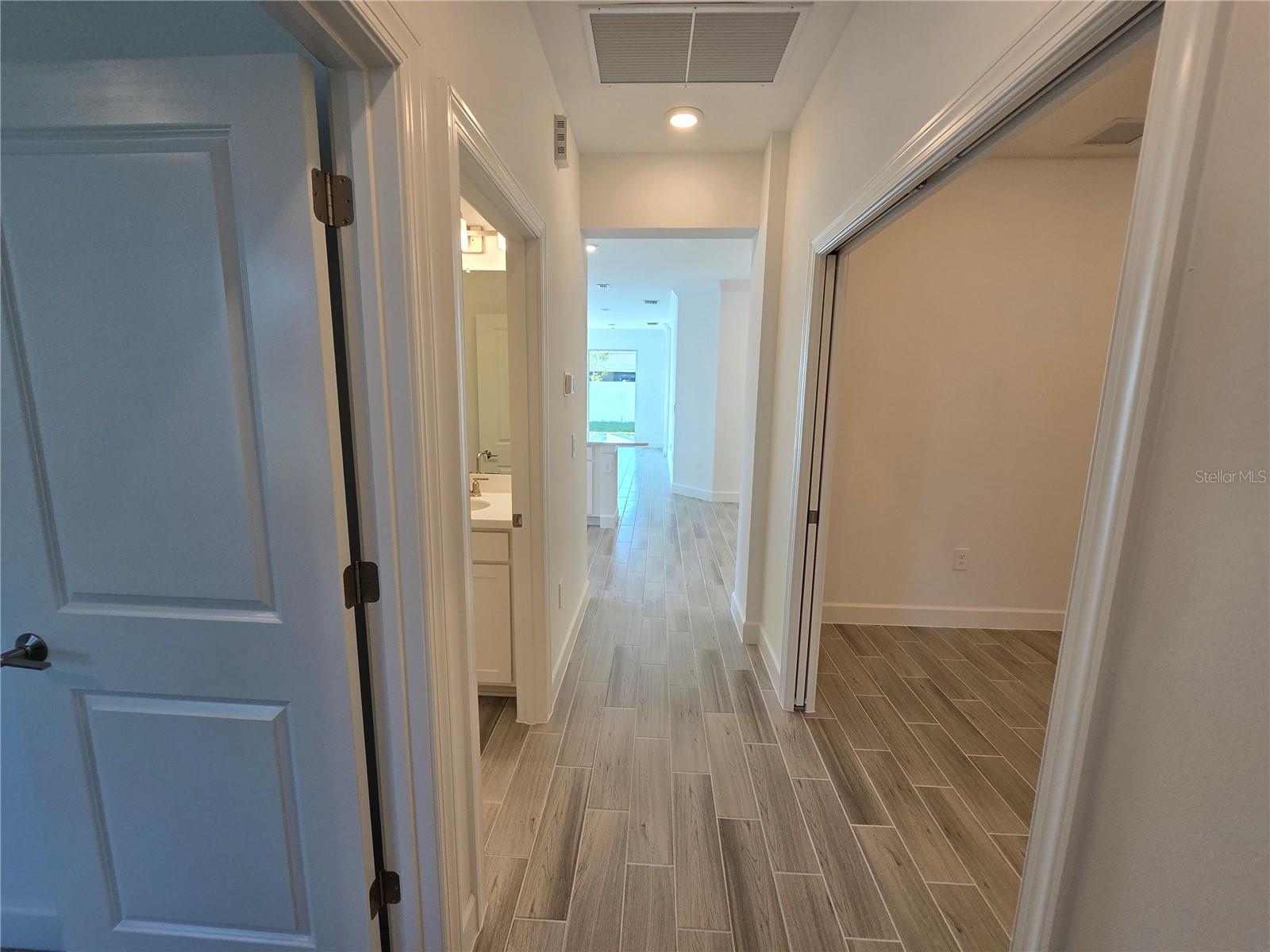 THE COVE AT WEST PORT - Residential