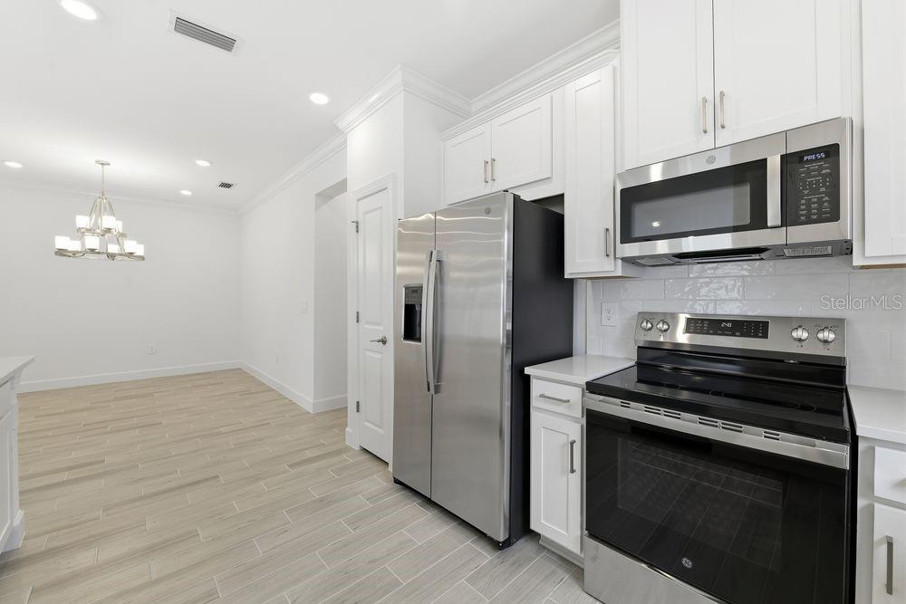 16042 IVY RIDGE COURT