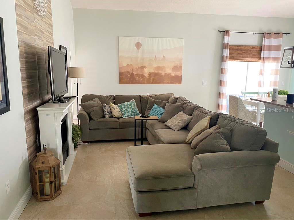 INDIAN CREEK PH 1 - Residential Lease