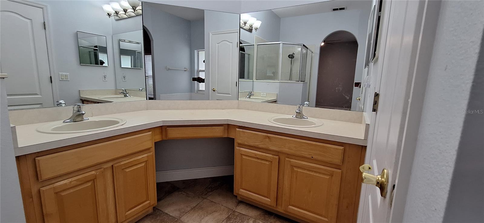 WESTYN BAY PH 01 R R-1 R-5 R-6 - Residential Lease