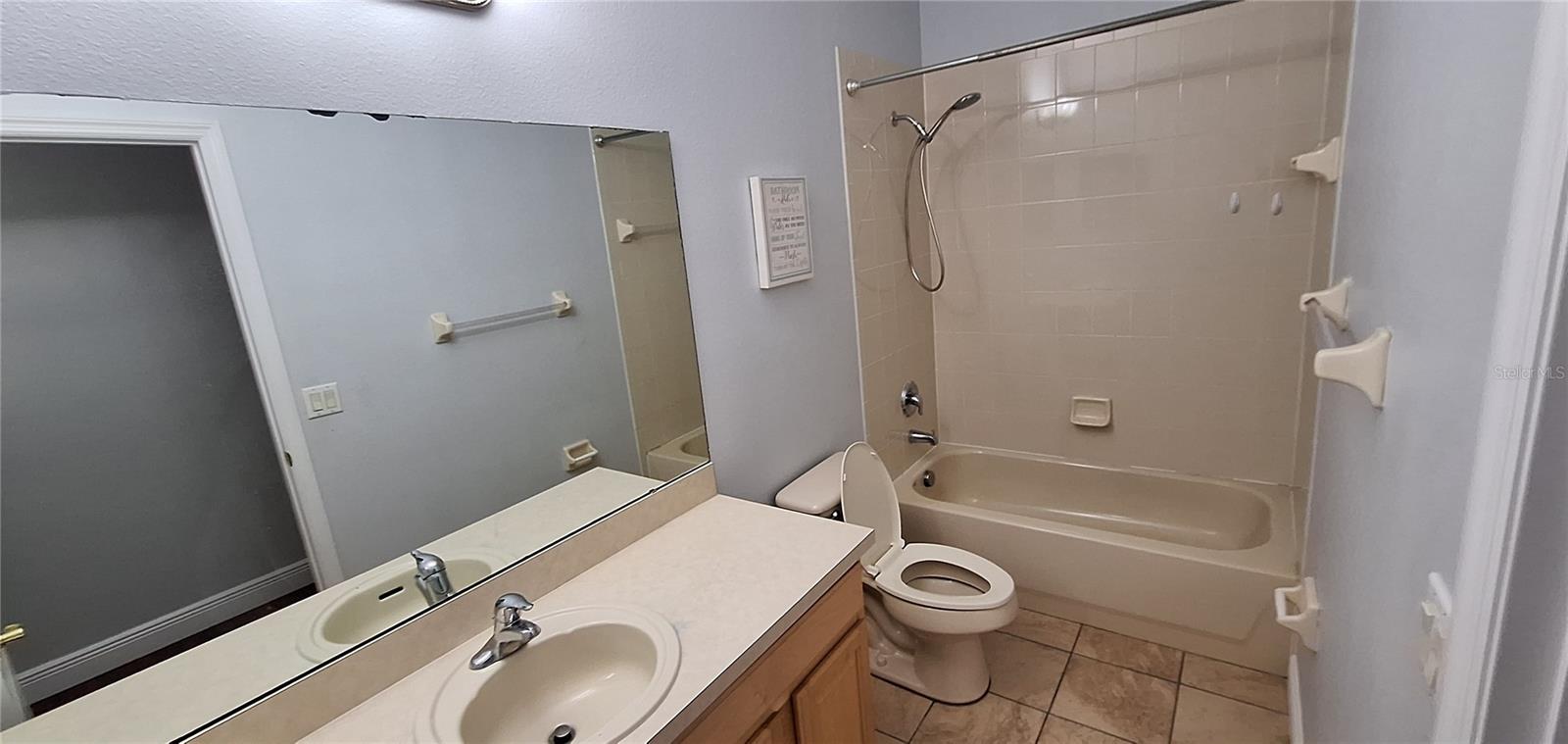 WESTYN BAY PH 01 R R-1 R-5 R-6 - Residential Lease