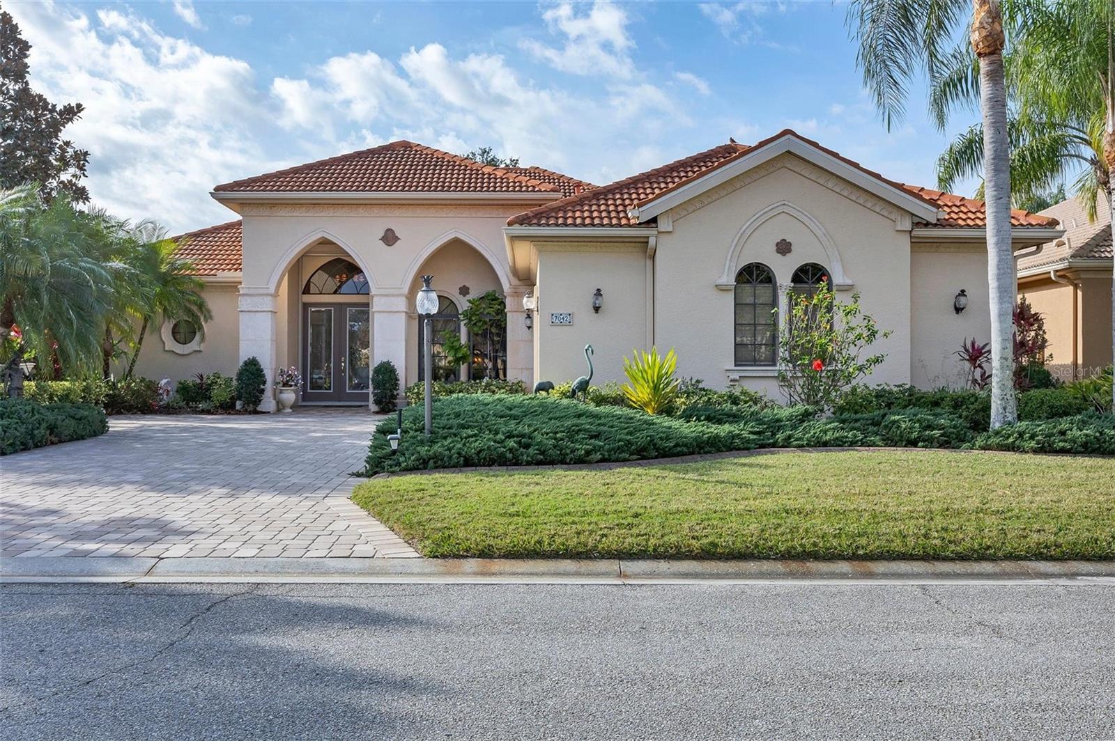 LAKEWOOD RANCH COUNTRY CLUB - Residential