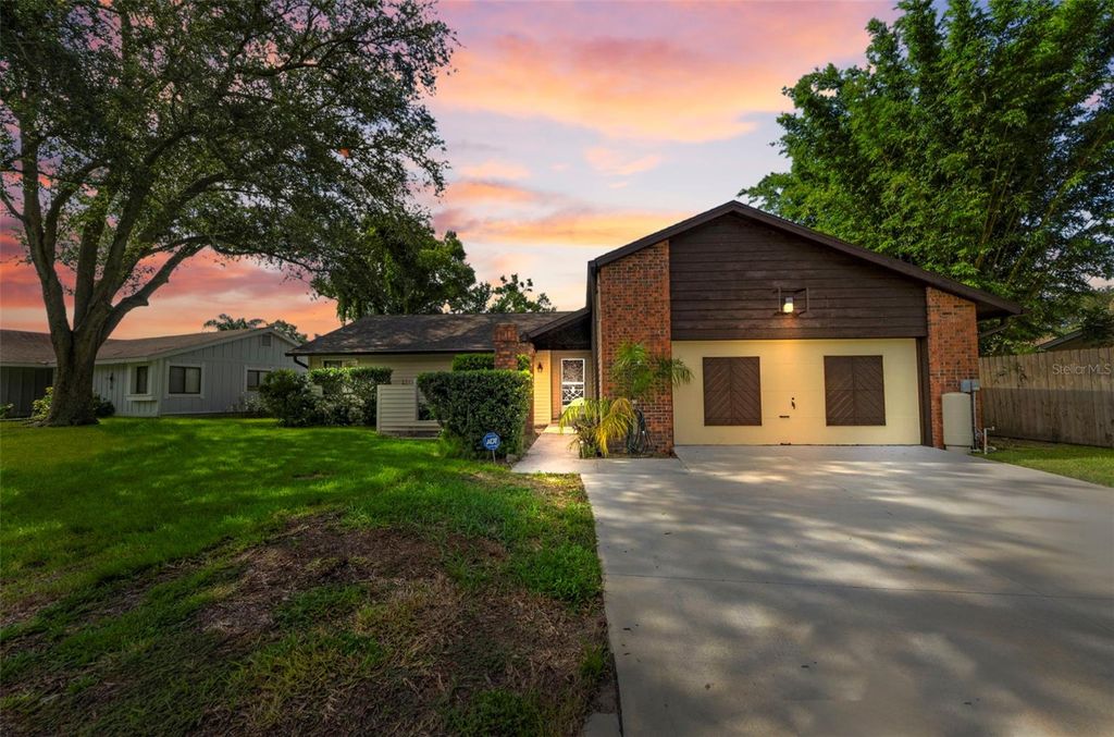 Photo of 1412 Wexford Drive N, Palm Harbor, FL 34683 (MLS # W7874753)