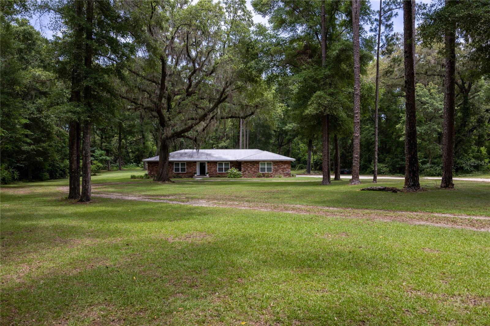 6207 NW COUNTY ROAD 235