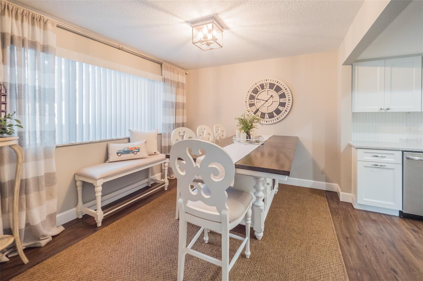 OAK HARBOUR SEC 2 - Residential