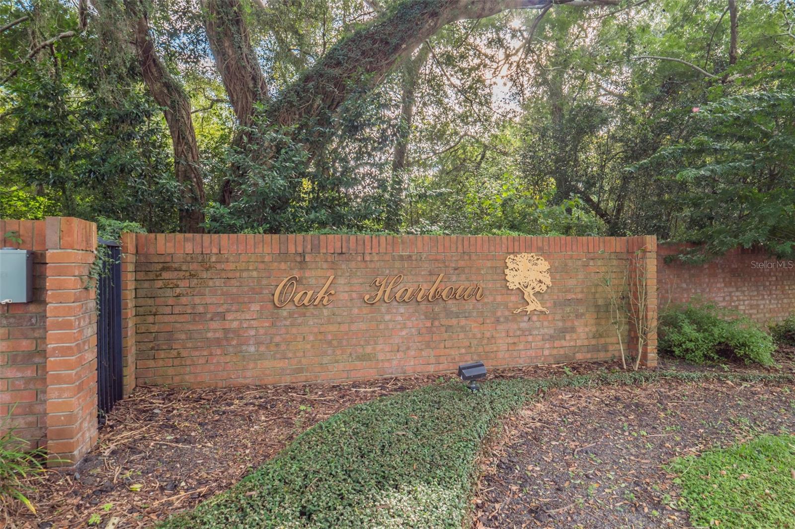 OAK HARBOUR SEC 2 - Residential