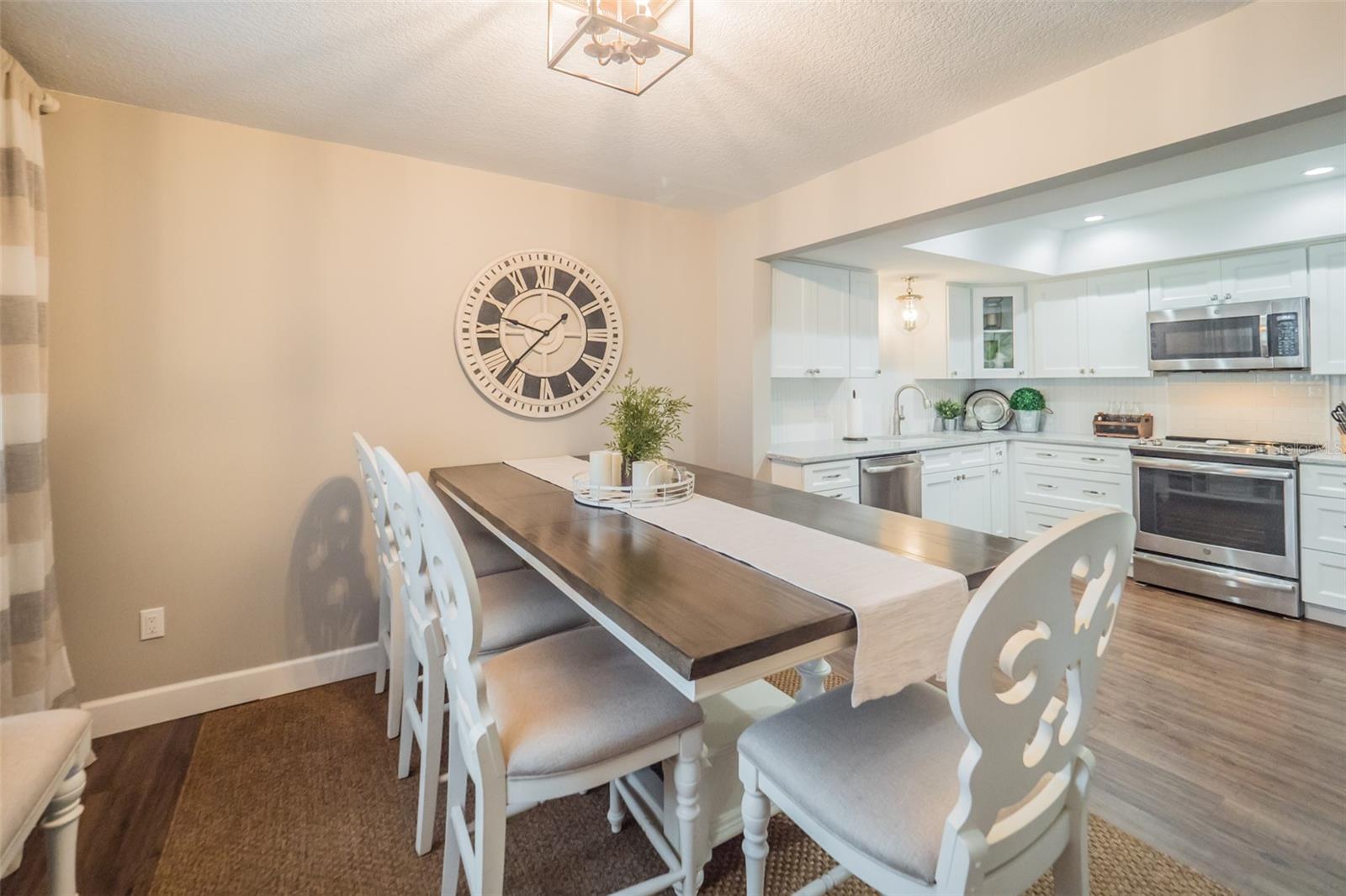 OAK HARBOUR SEC 2 - Residential