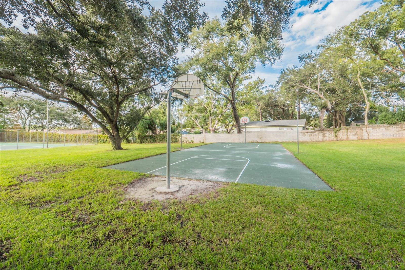 OAK HARBOUR SEC 2 - Residential