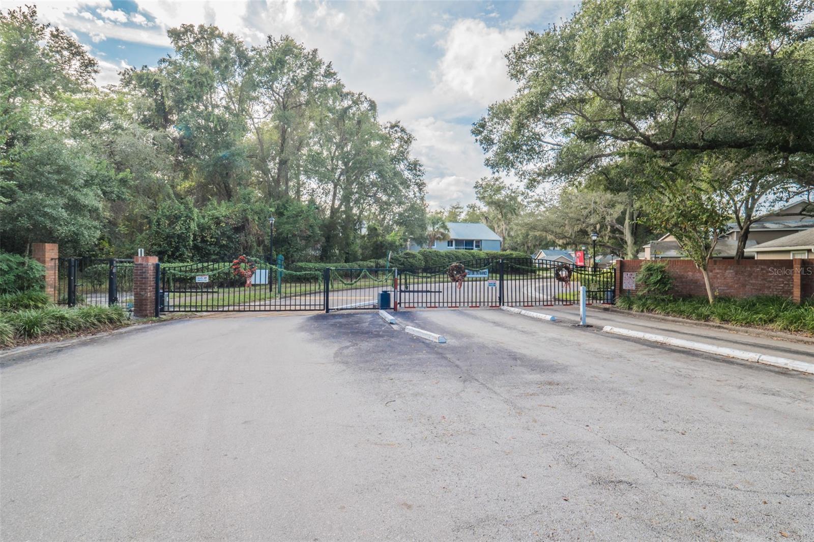 OAK HARBOUR SEC 2 - Residential