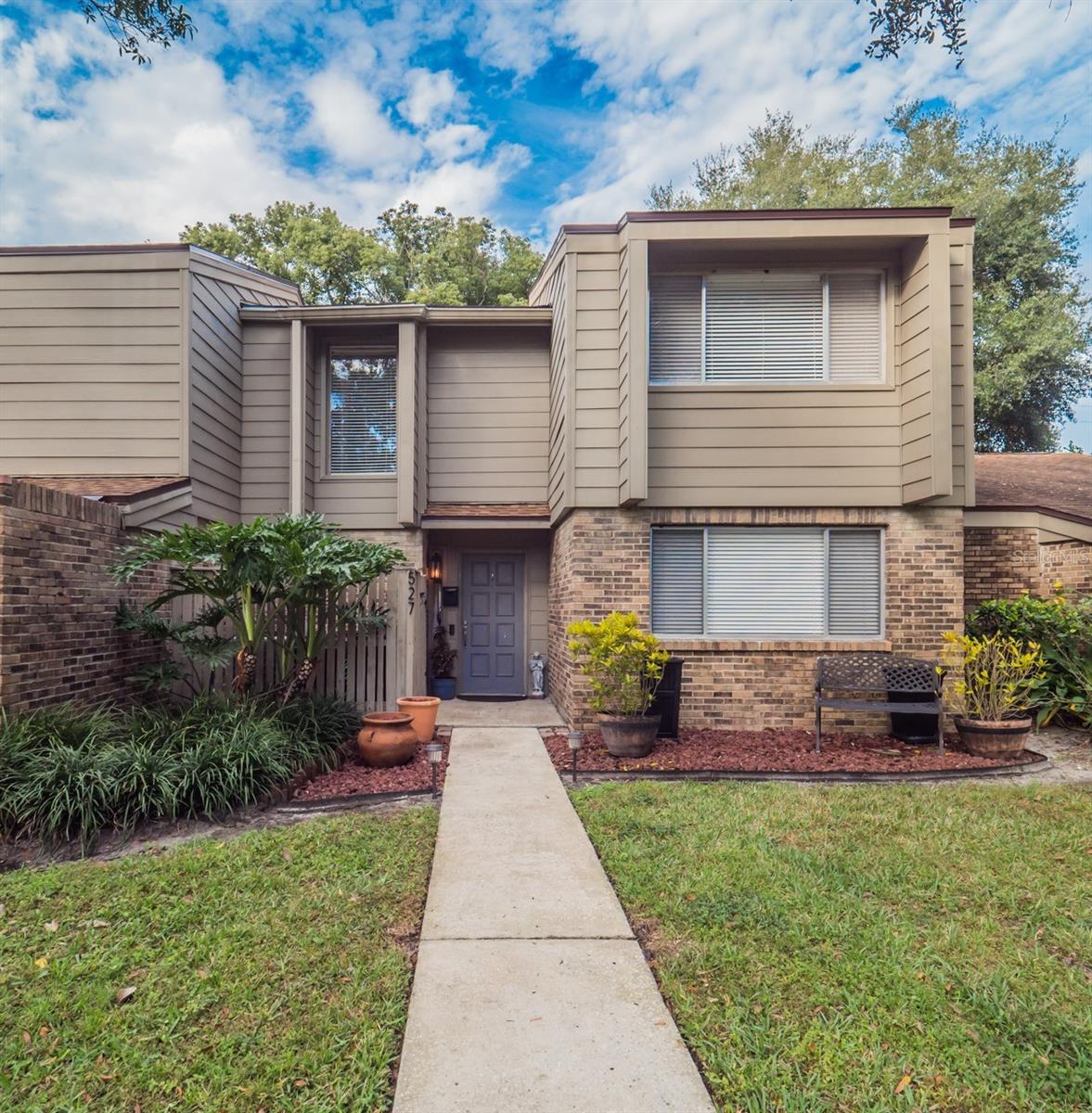 OAK HARBOUR SEC 2 - Residential