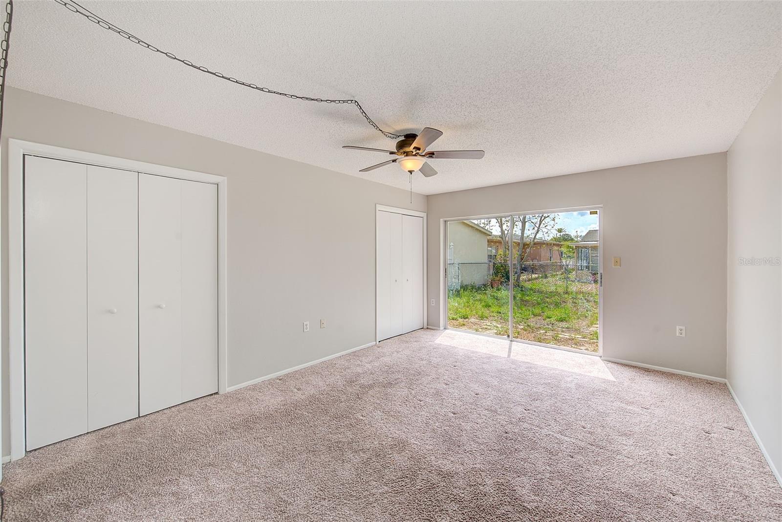 THE LAKES - Residential