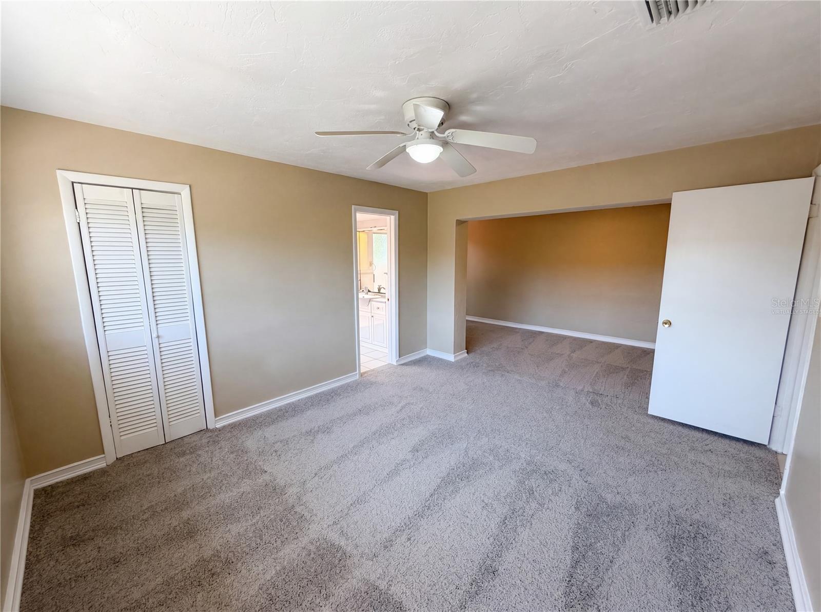 406 SKYLARK BOULEVARD