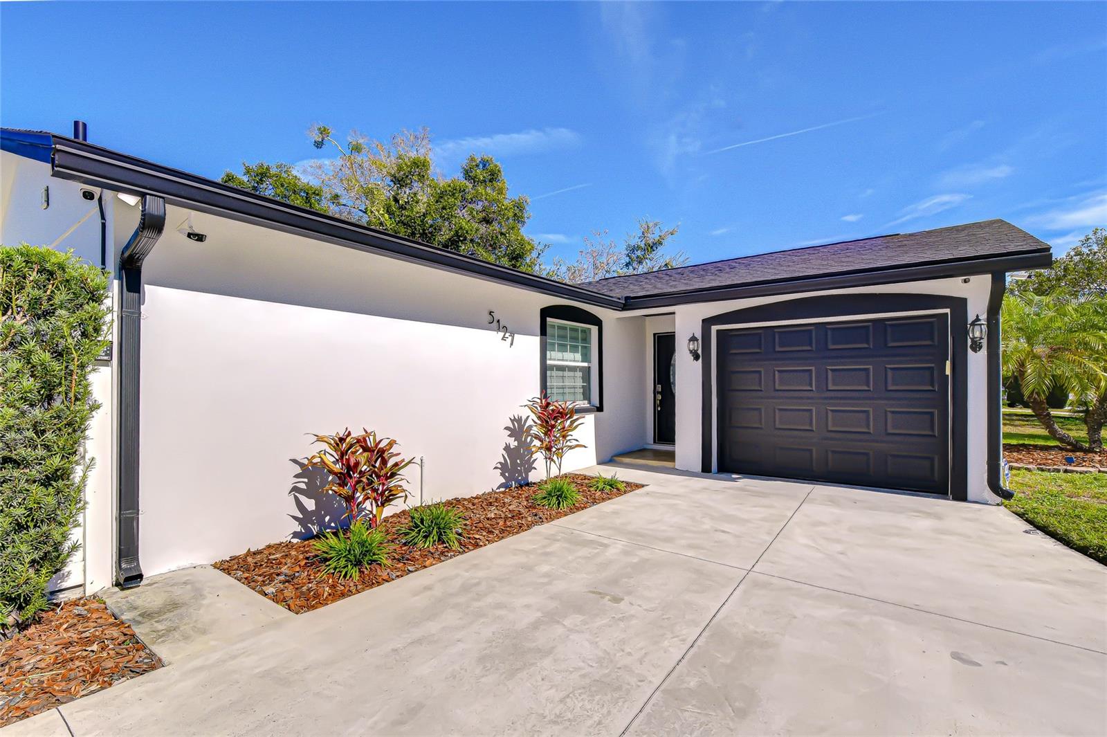 CARROLLWOOD MEADOWS UNIT VI SE - Residential