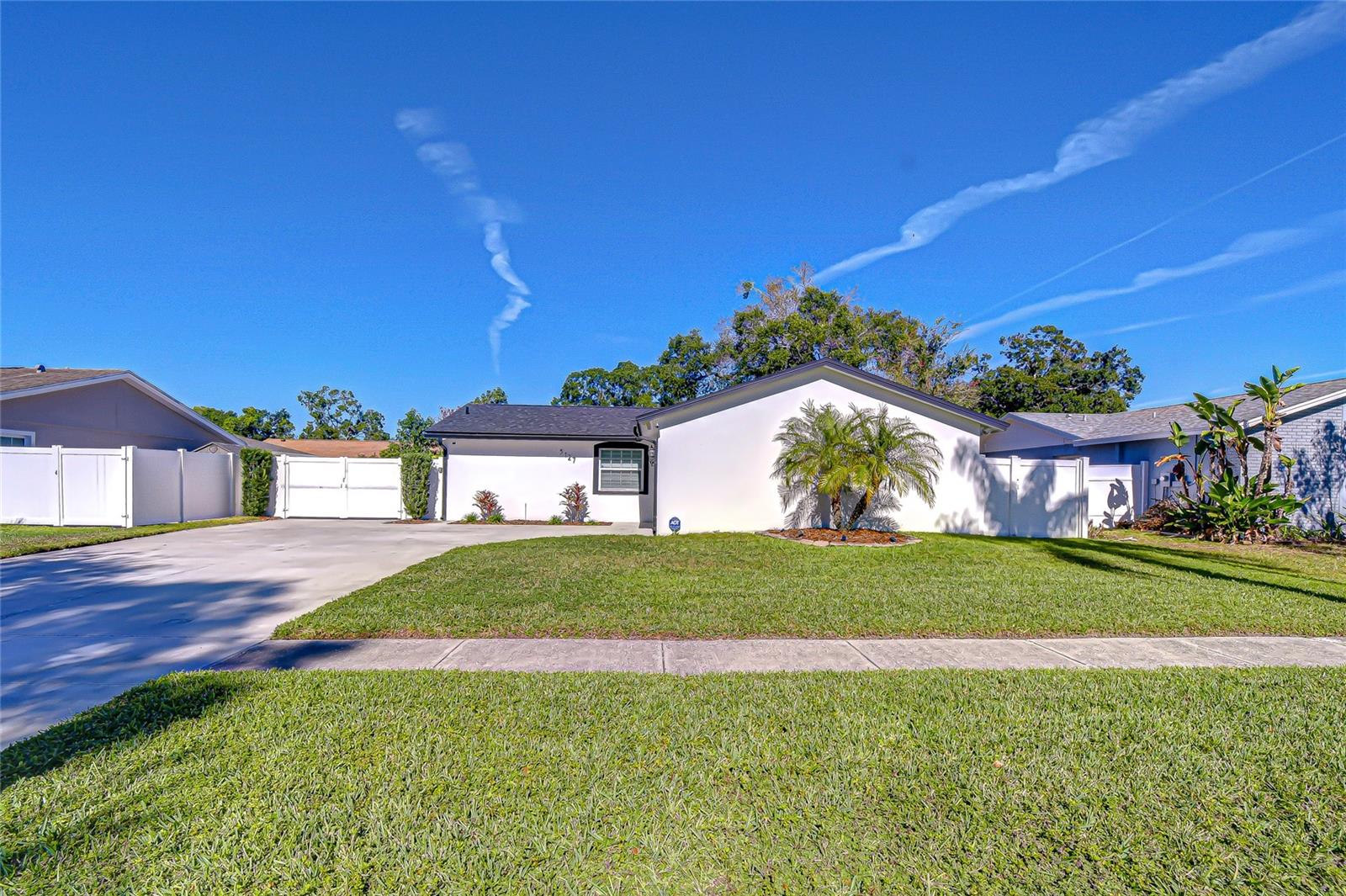 CARROLLWOOD MEADOWS UNIT VI SE - Residential