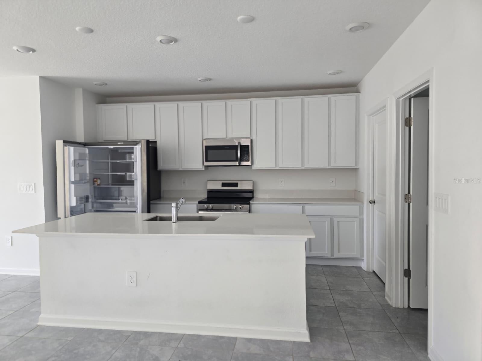 STOREY CREEK PH 6 - Residential Lease