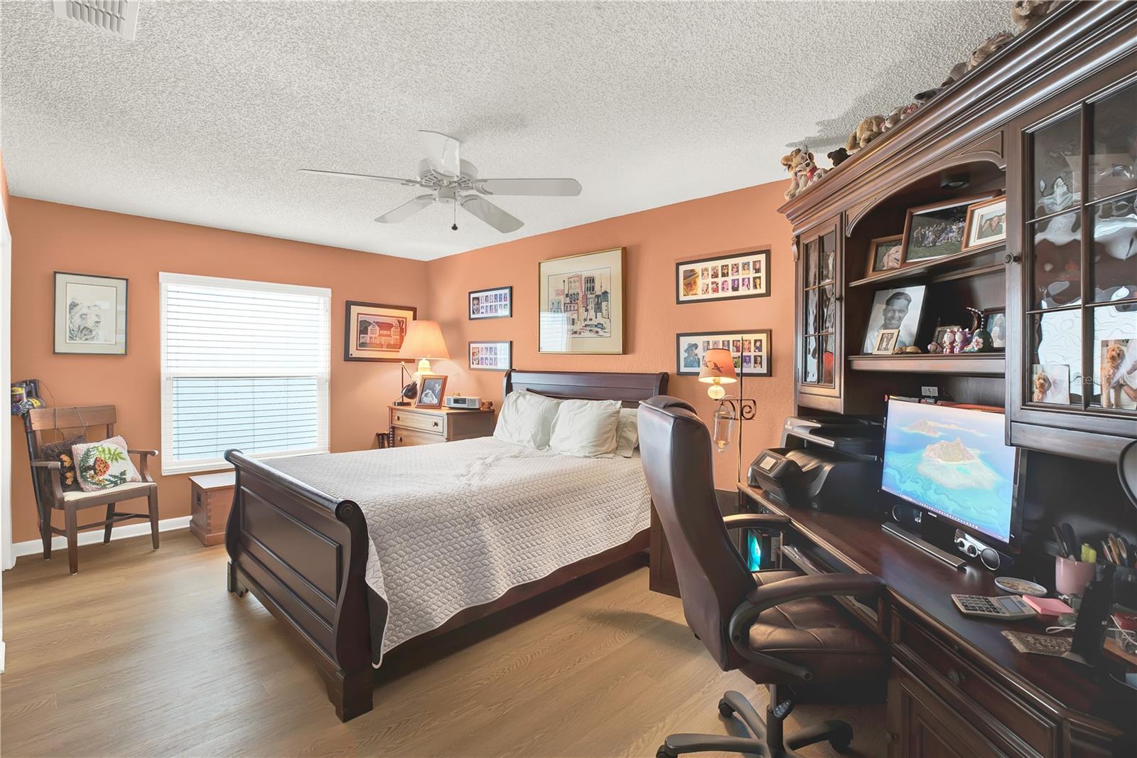 GLEN HILLS VILLAGE - Residential