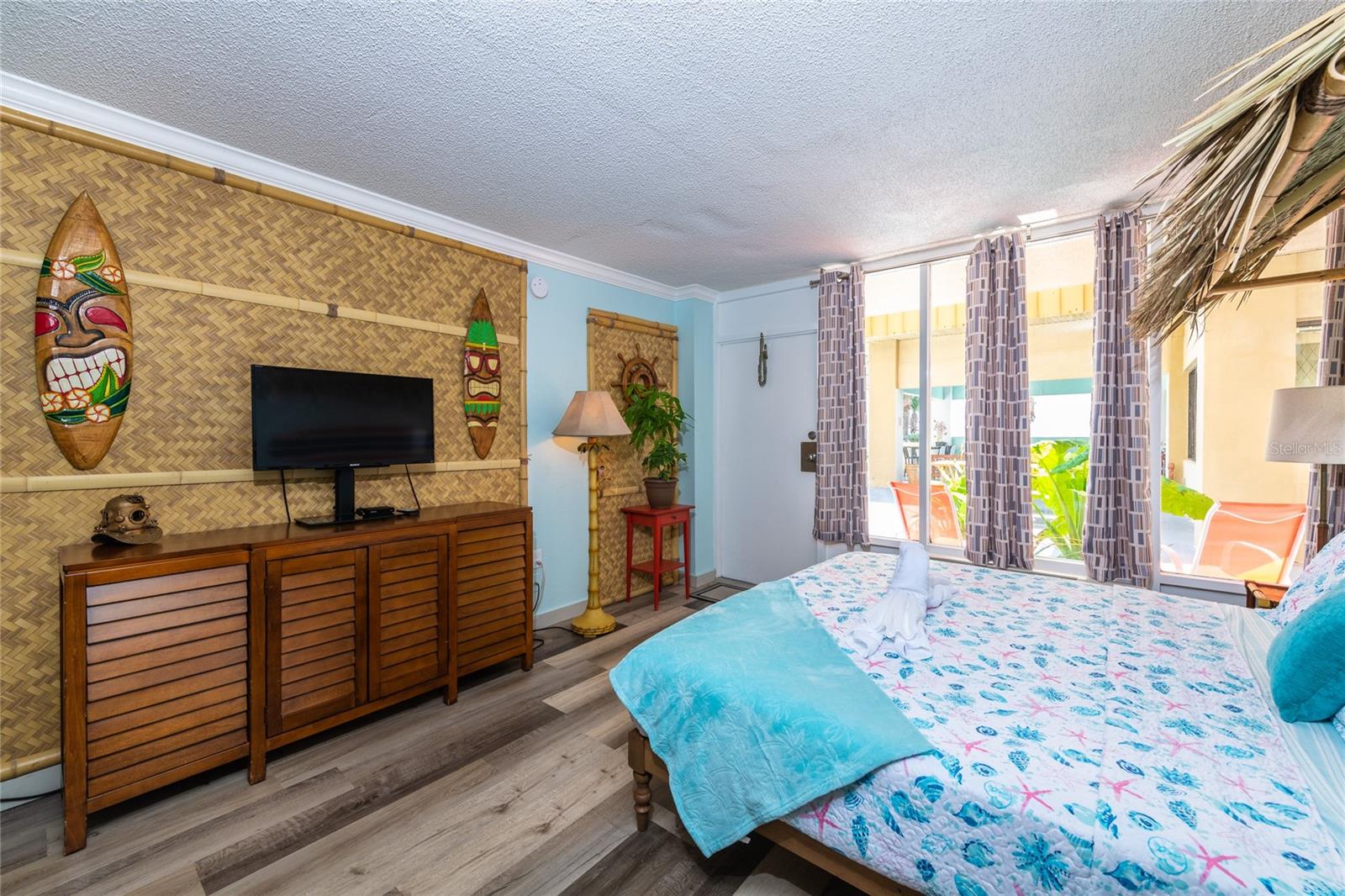 CASTAWAY BEACH RESORT CONDO - Residential