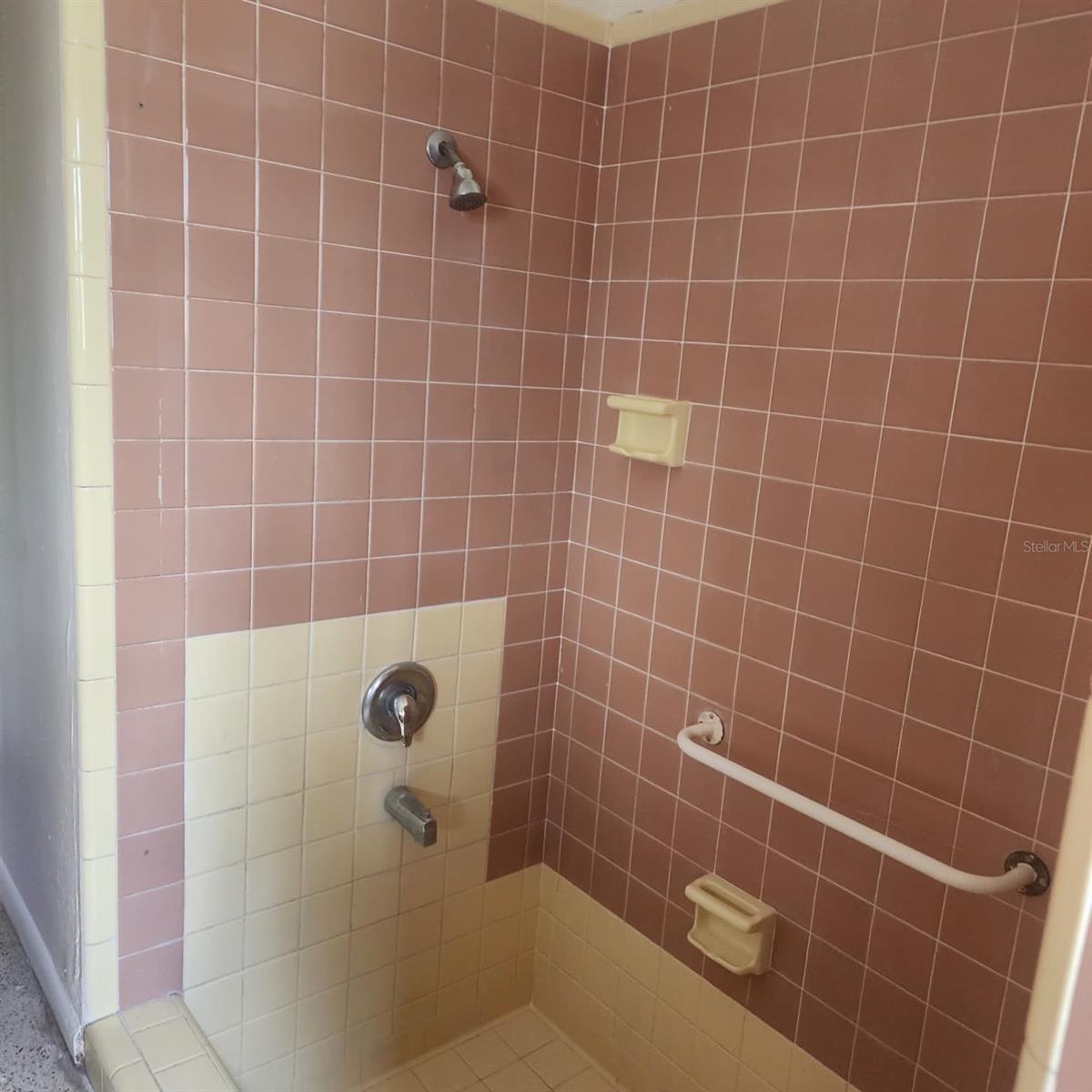 MIRA SILVA SUB - Residential Lease