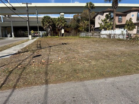 Photo of 2602 Durham Street, Tampa, FL 33605 (MLS # TB8478671)