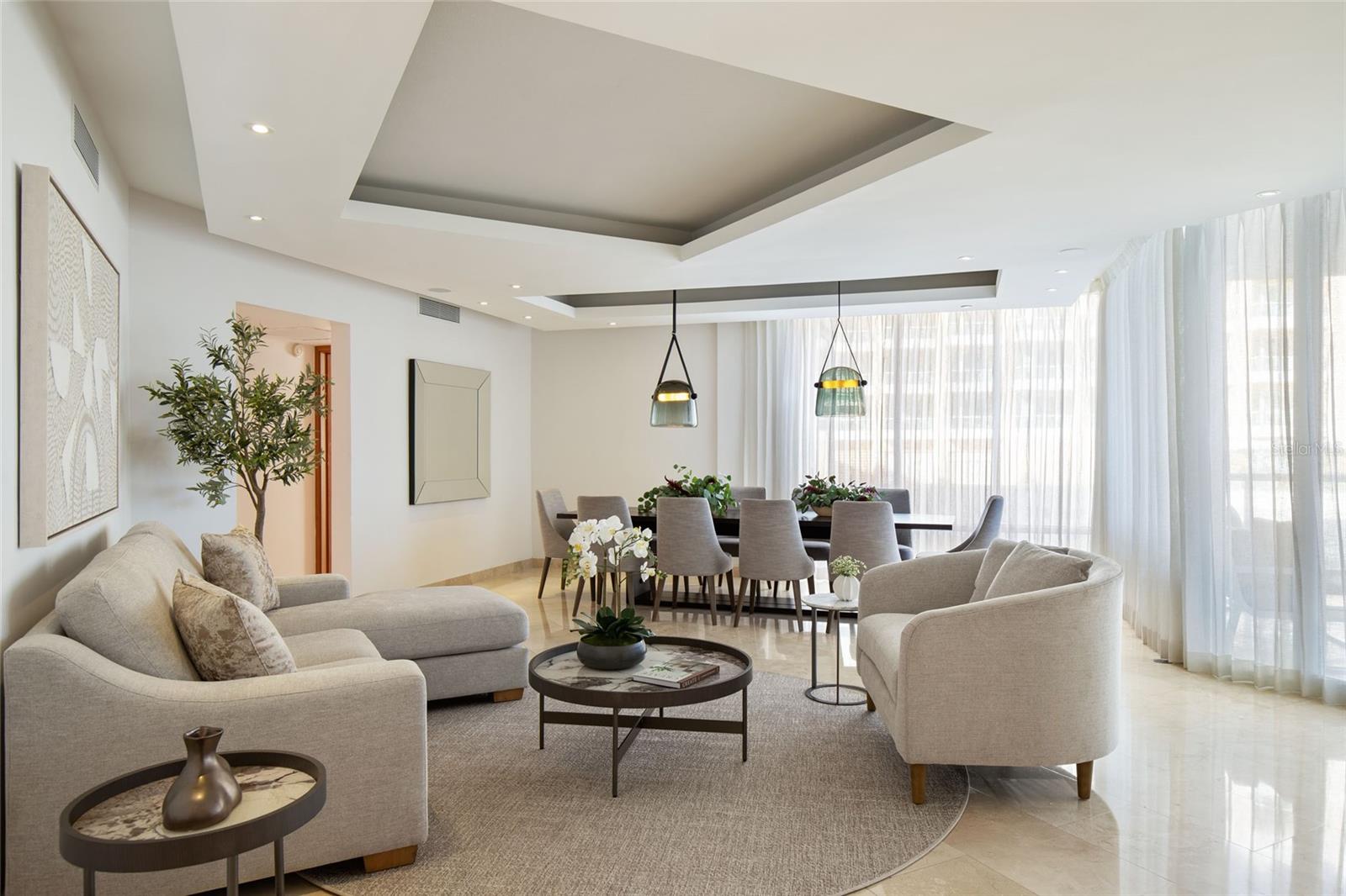 LAGUNA PLAZA CONDOMINIUM - Residential