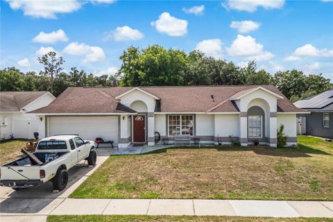 Photo of 4040 Eagle Feather Drive, Orlando, FL 32829 (MLS # O6404372)