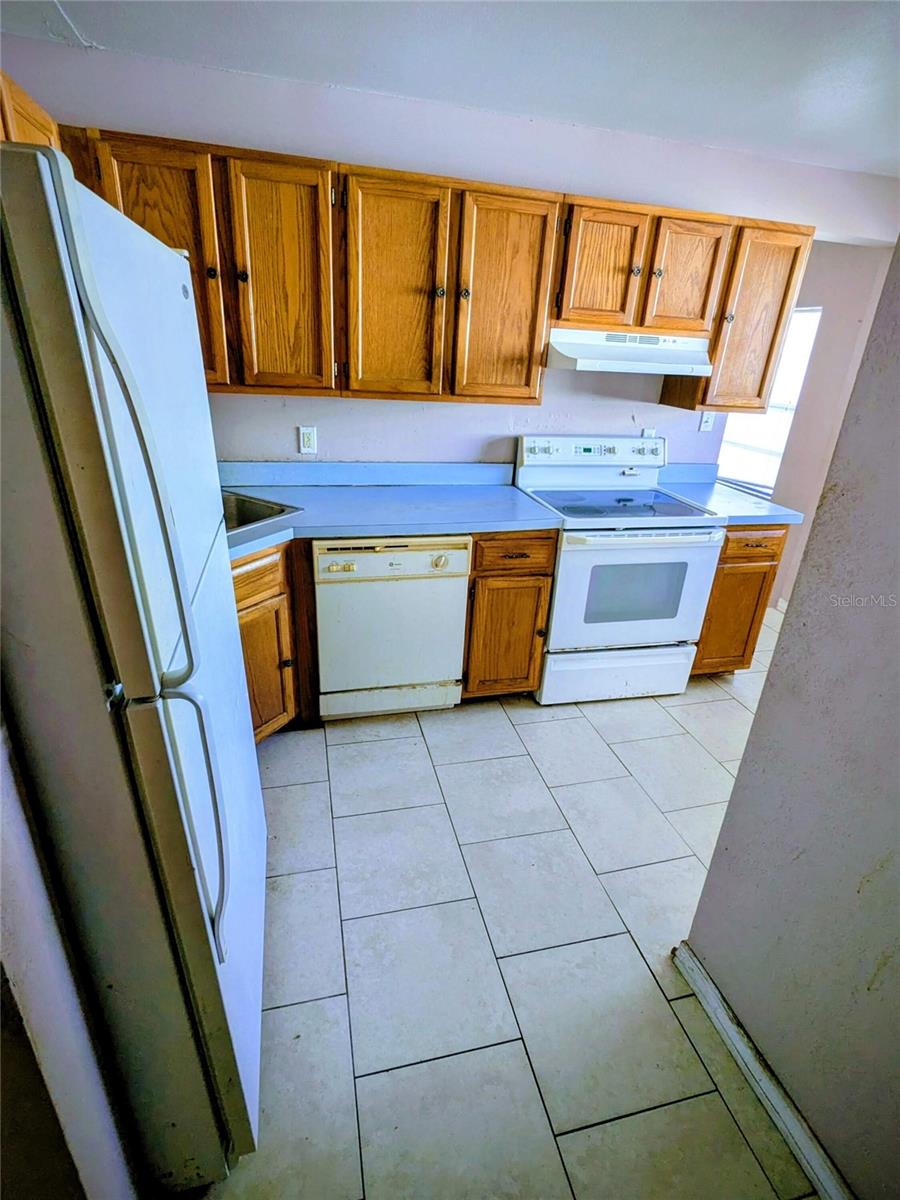 SNYDERS W J LAKEVIEW - Residential