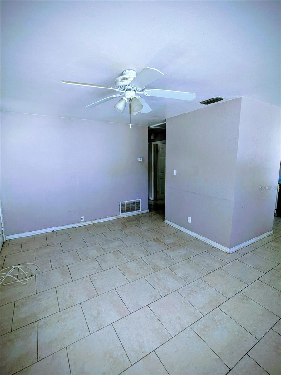 SNYDERS W J LAKEVIEW - Residential