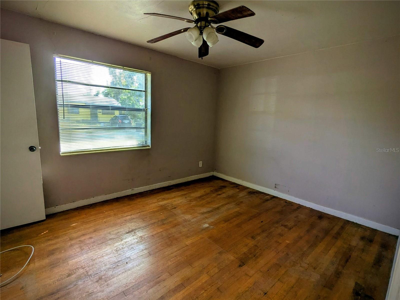 SNYDERS W J LAKEVIEW - Residential