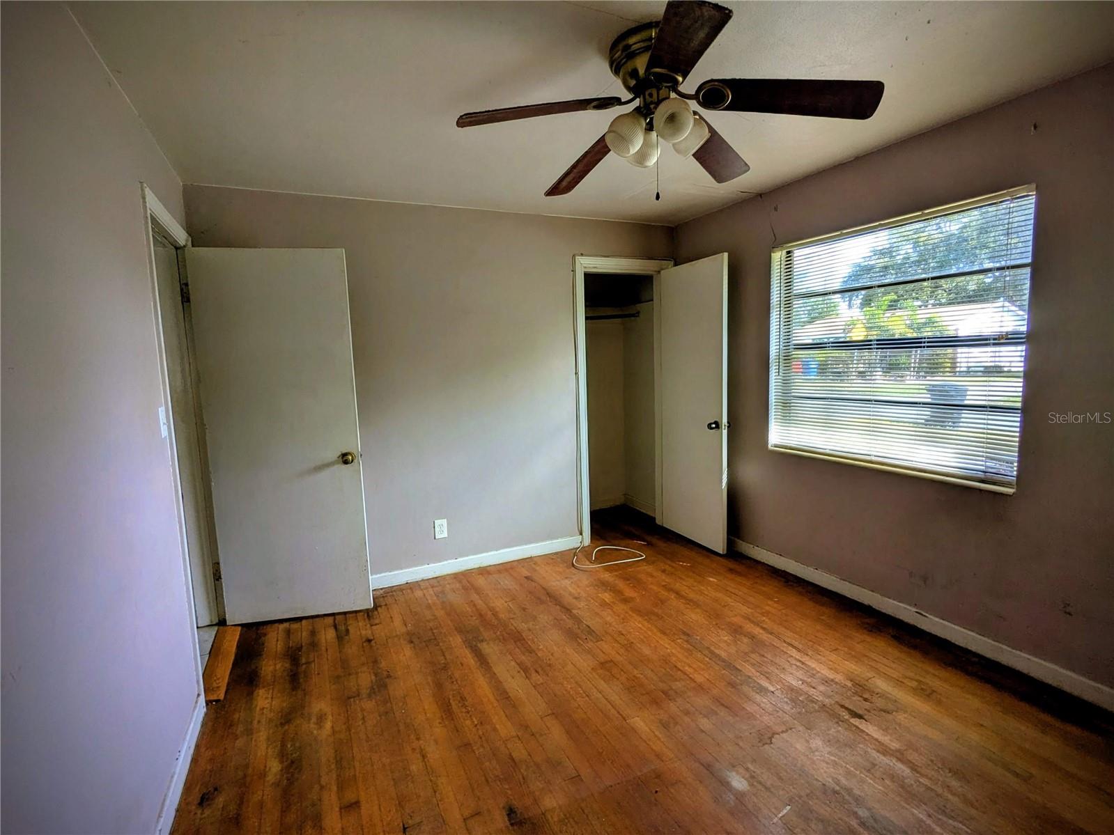 SNYDERS W J LAKEVIEW - Residential