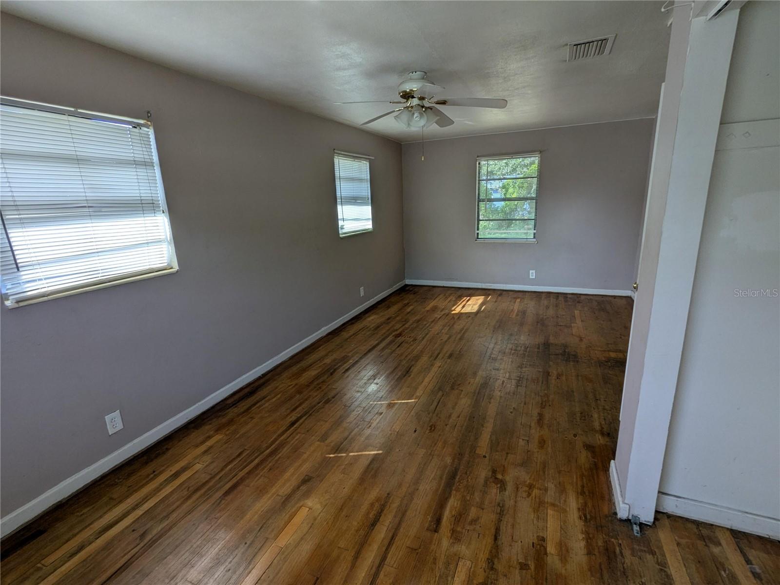 SNYDERS W J LAKEVIEW - Residential