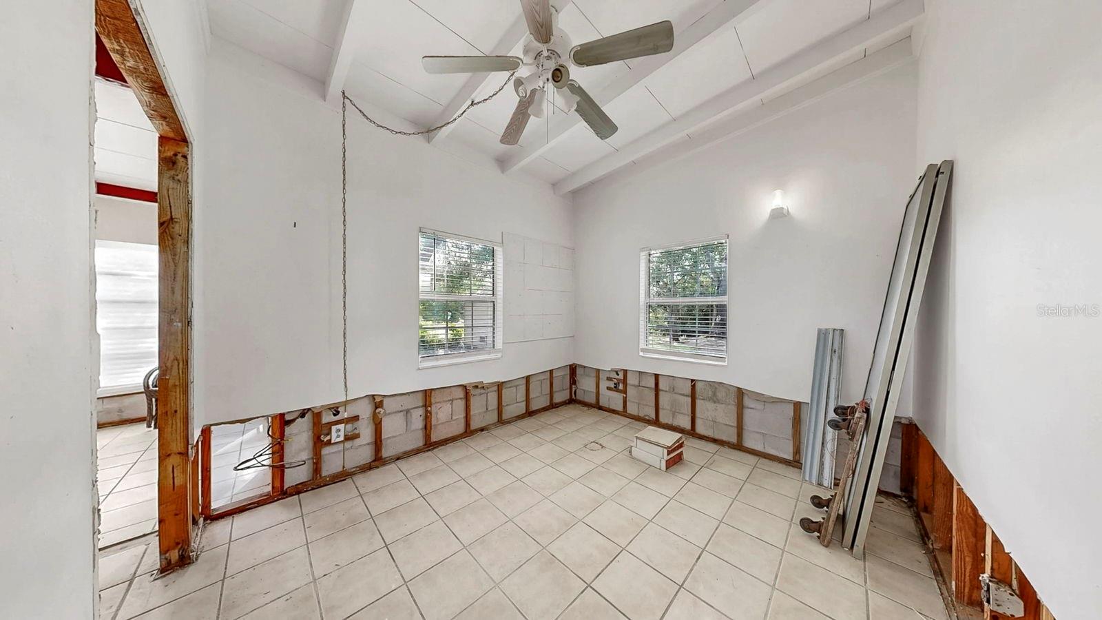 OLDSMAR COUNTRY CLUB ESTATES SEC 2 - Residential