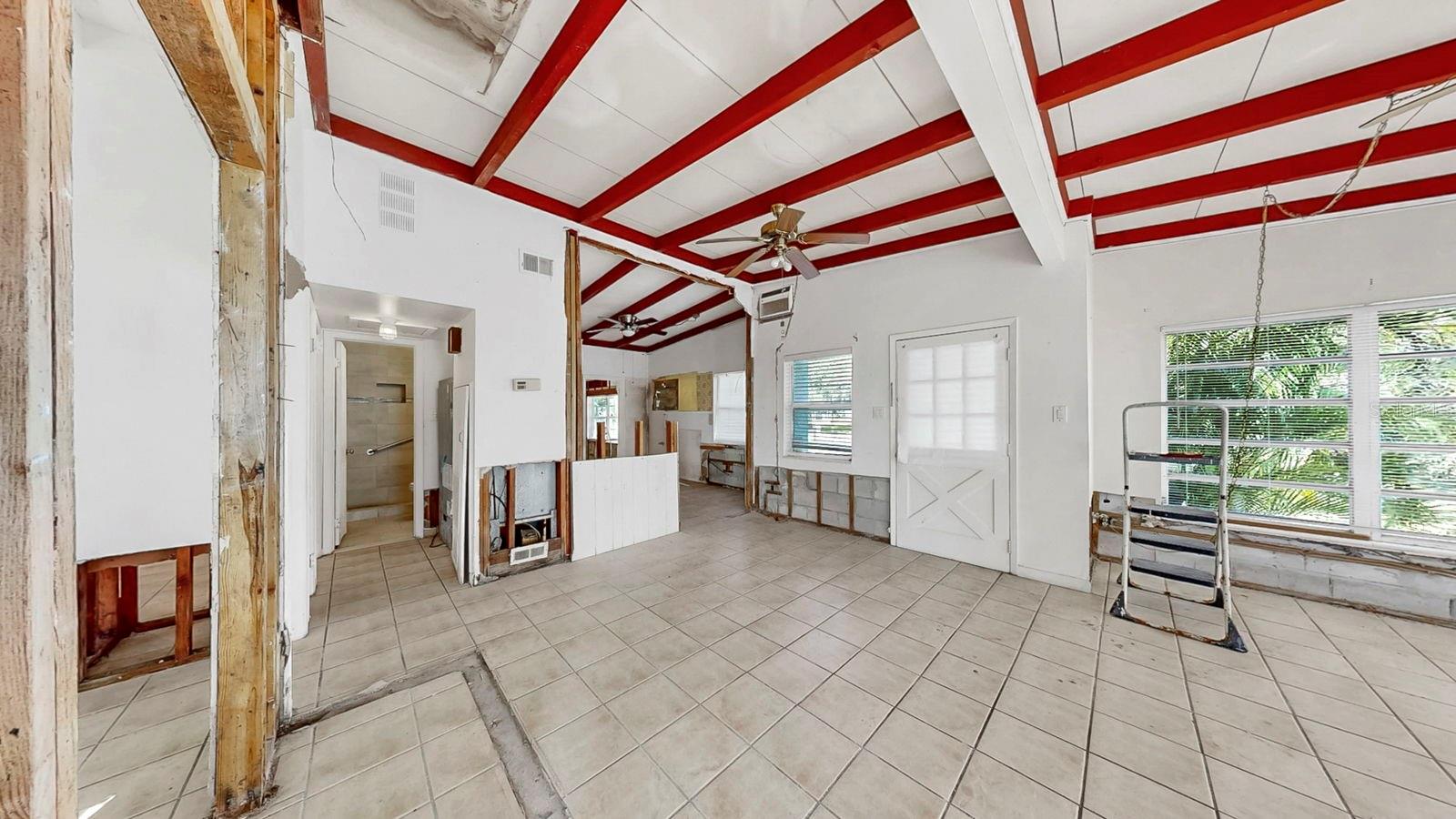 OLDSMAR COUNTRY CLUB ESTATES SEC 2 - Residential