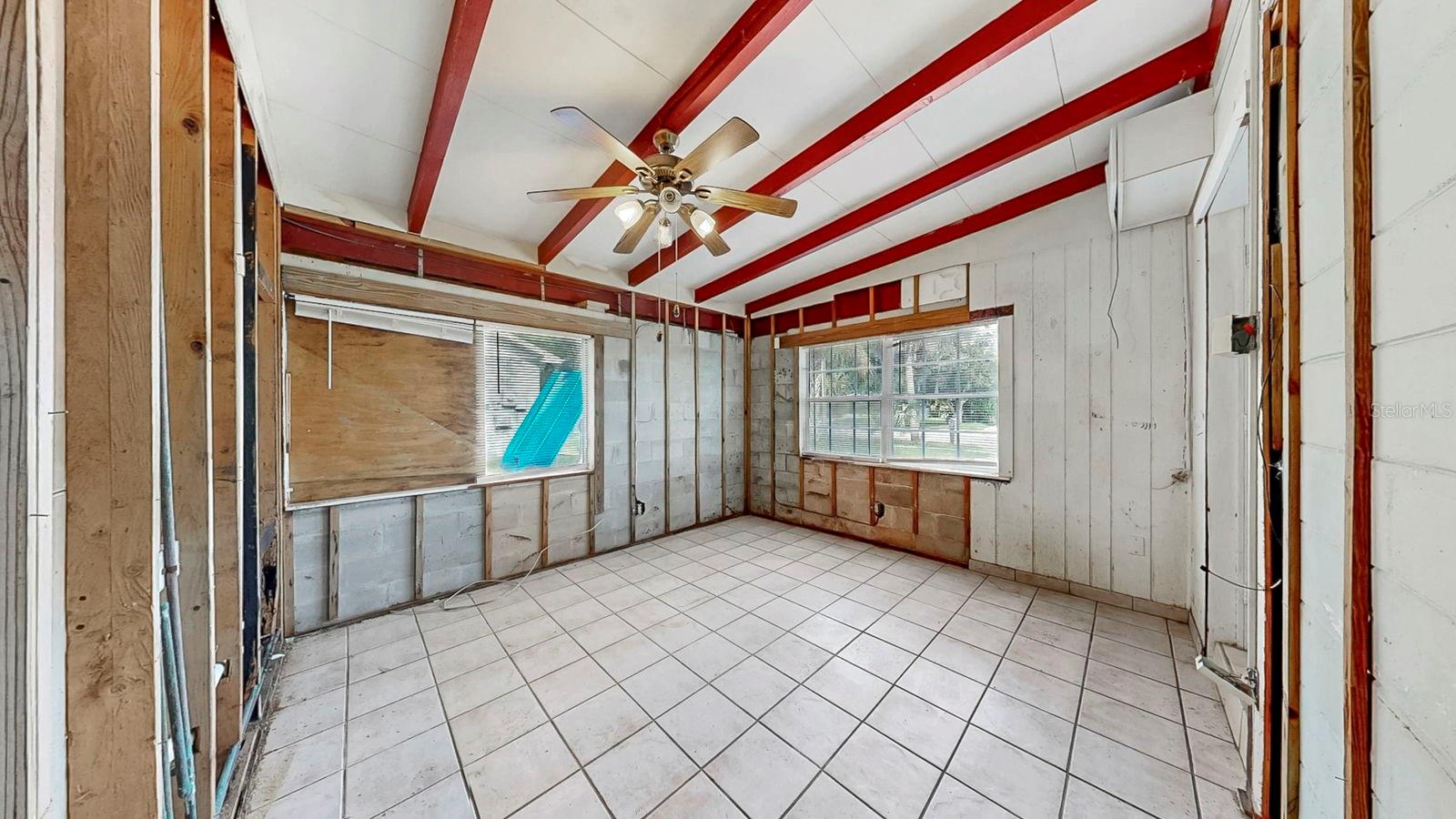 OLDSMAR COUNTRY CLUB ESTATES SEC 2 - Residential