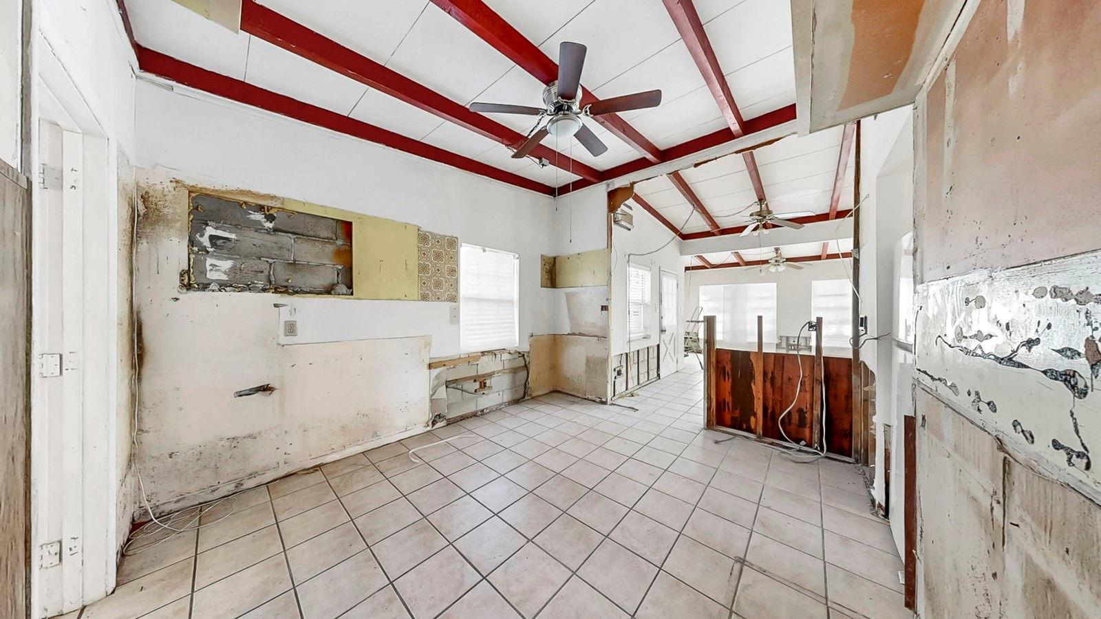 OLDSMAR COUNTRY CLUB ESTATES SEC 2 - Residential