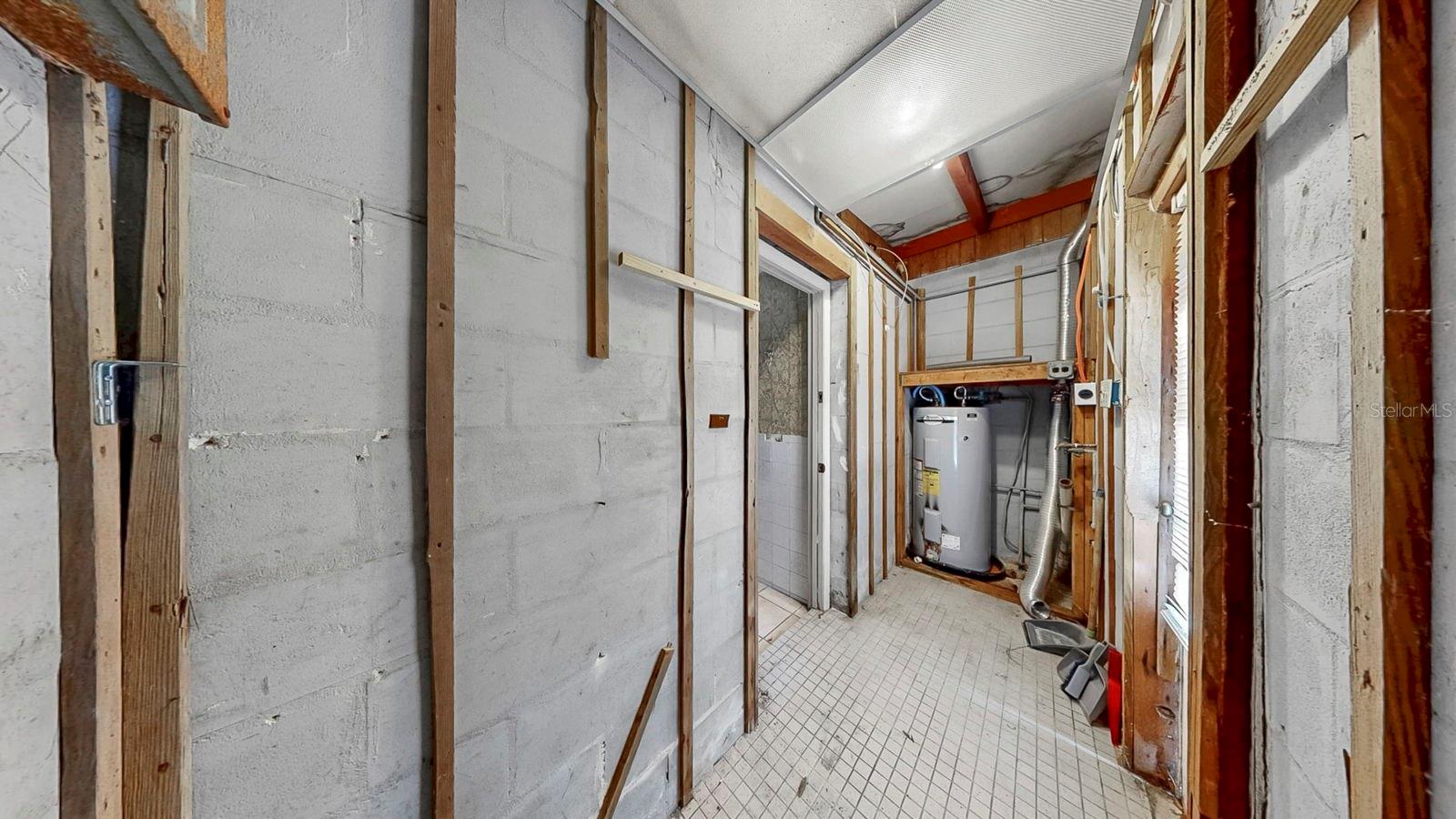 OLDSMAR COUNTRY CLUB ESTATES SEC 2 - Residential