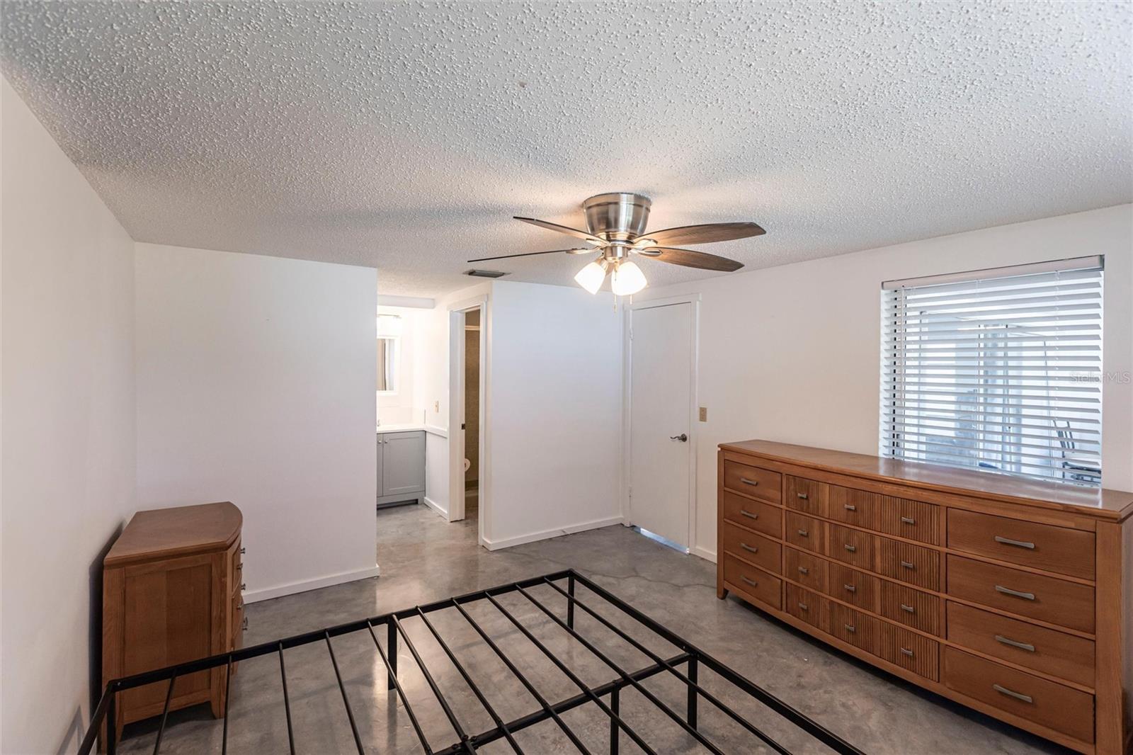 THOMASONS - Residential Income