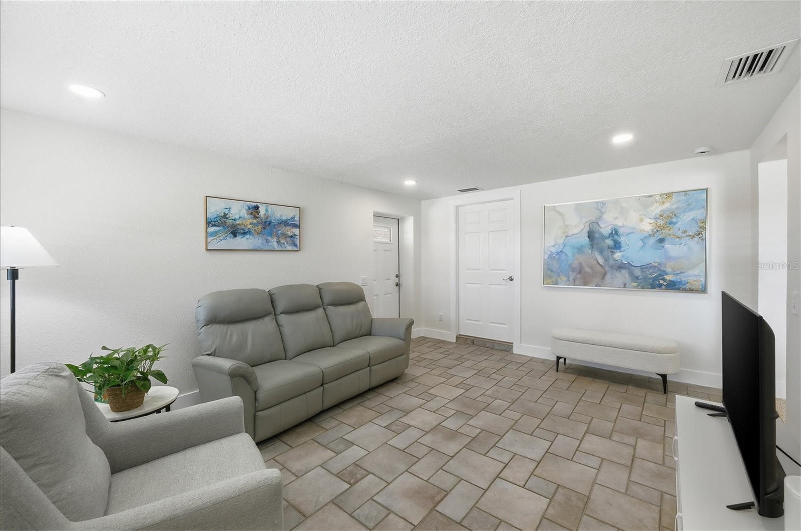 GROVE CITY TERRACE UN 03 - Residential