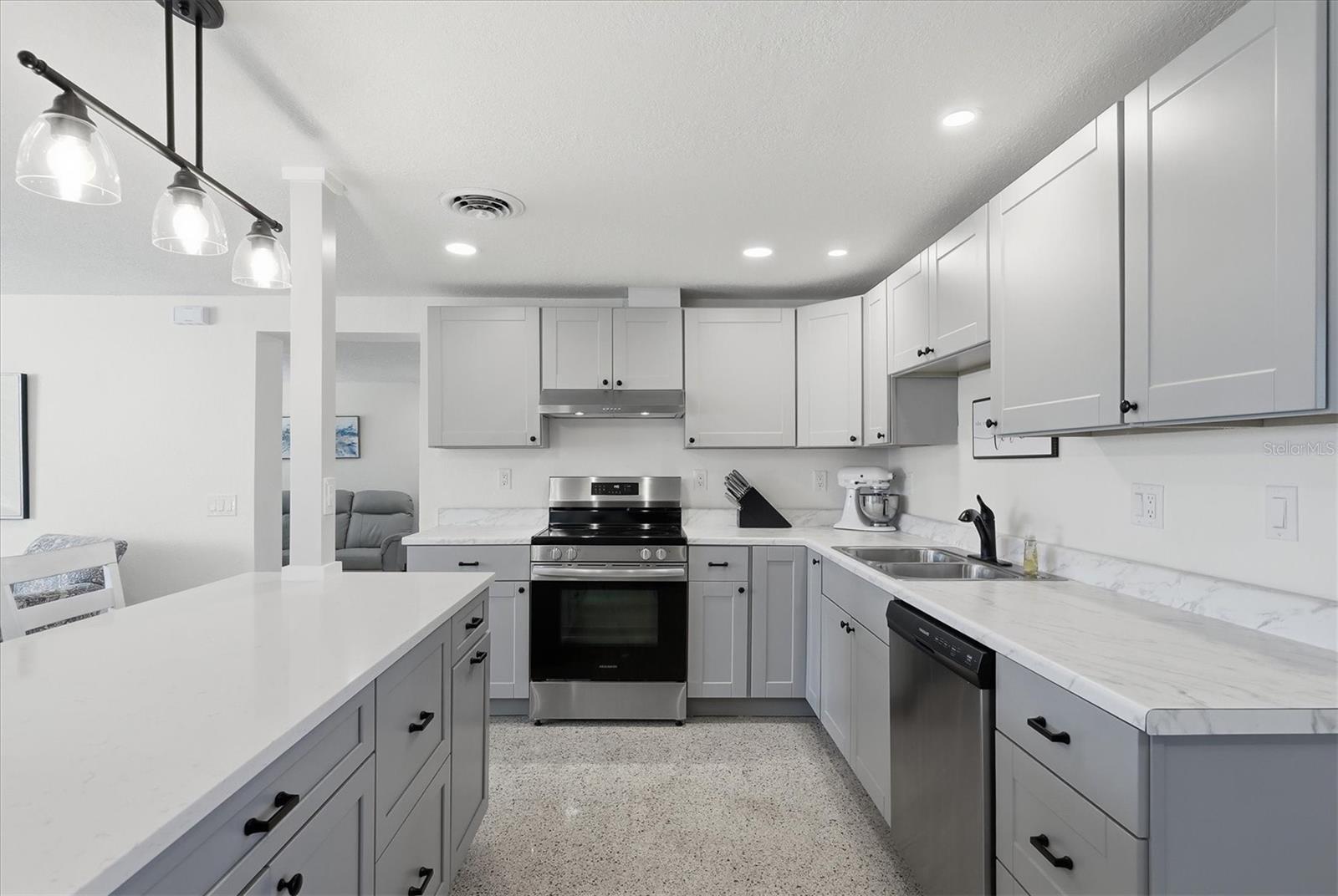 GROVE CITY TERRACE UN 03 - Residential