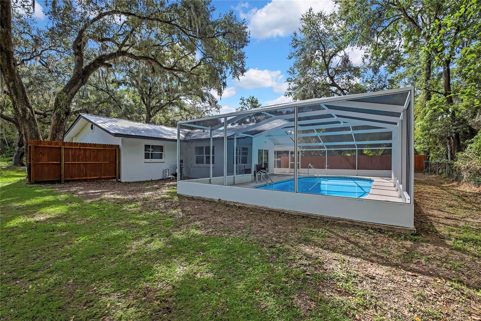 INVERNESS HIGHLANDS SOUTH - Residential