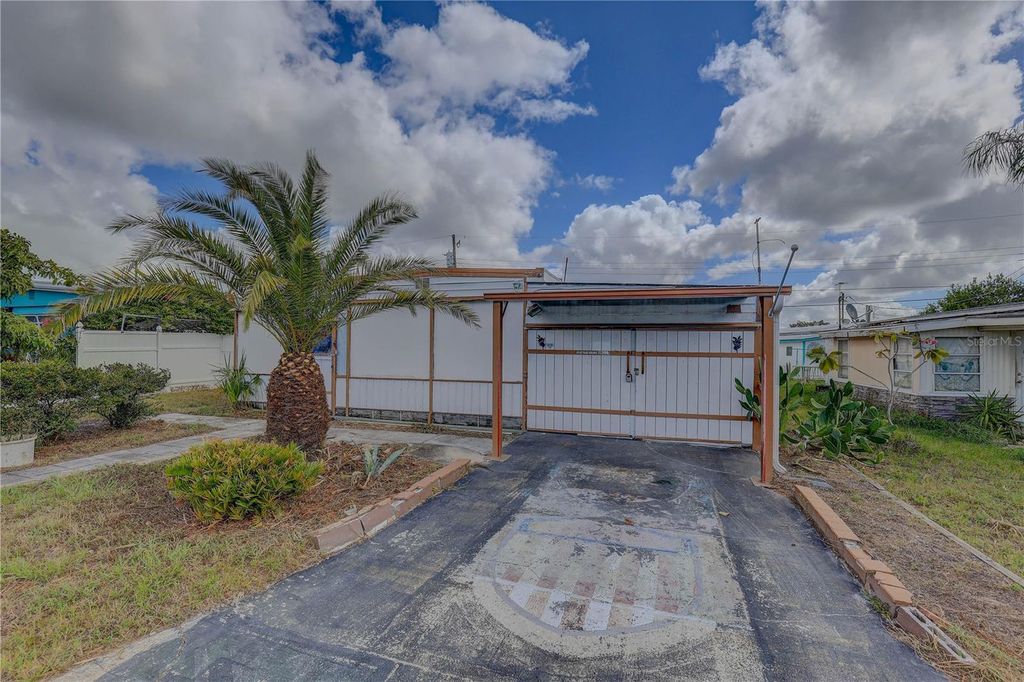 Photo of 1852 Hoyle Drive, Holiday, FL 34691 (MLS # TB8435535)