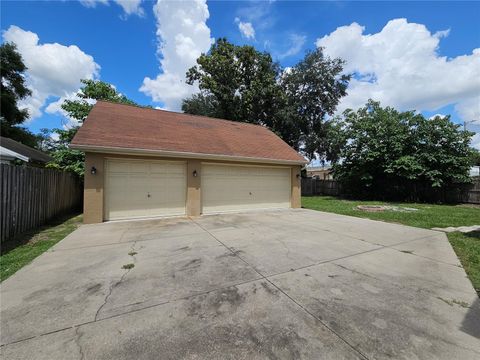 A home in TAMPA