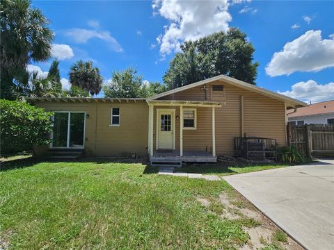 A home in TAMPA