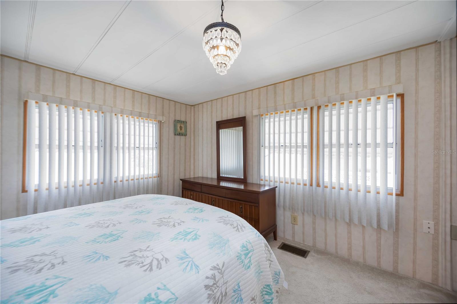 TIDEVUE ESTATES FIRST ADD - Residential