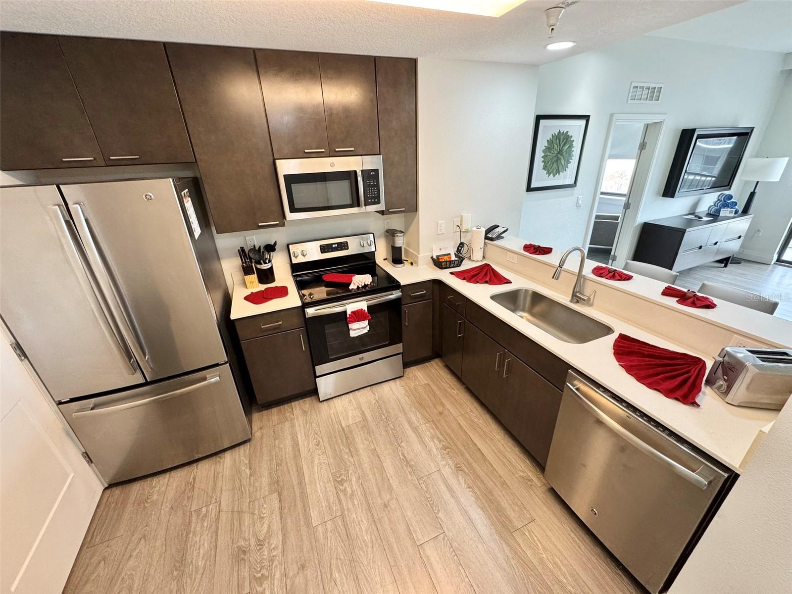 14501 GROVE RESORT AVENUE 3630