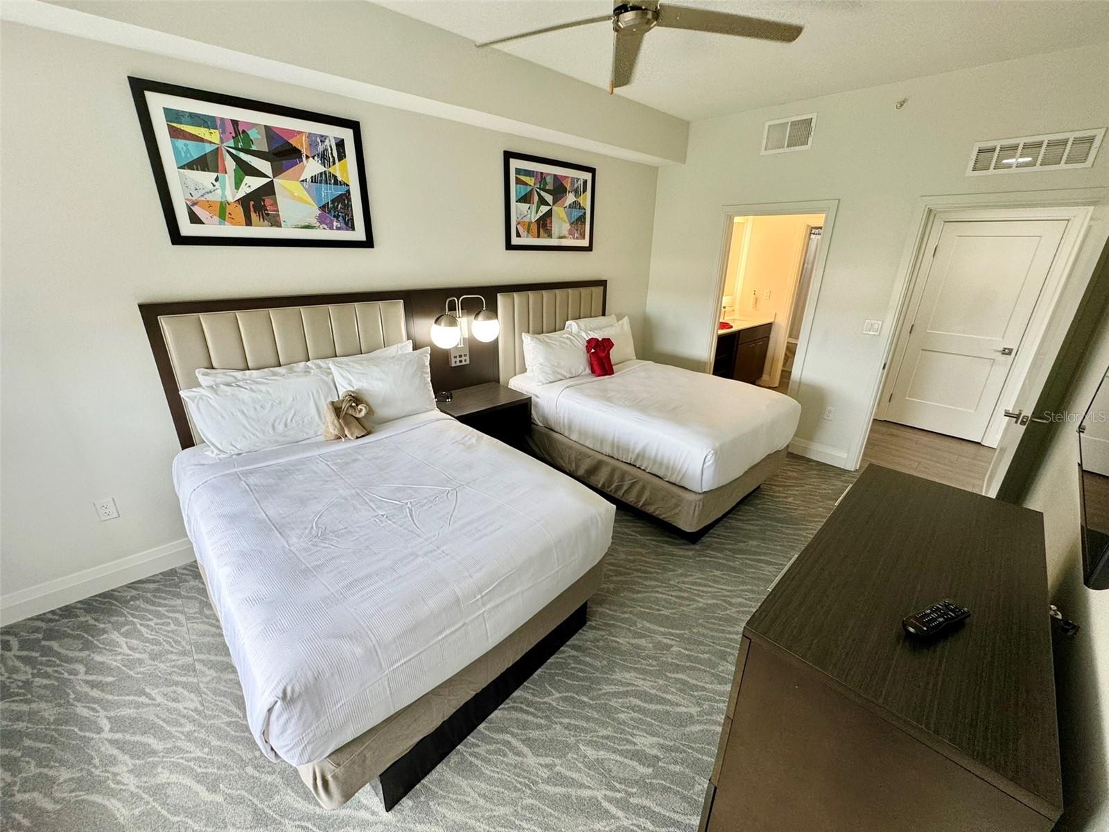 GROVE RESIDENCE & SPA HOTEL CONDO 3 - Residential
