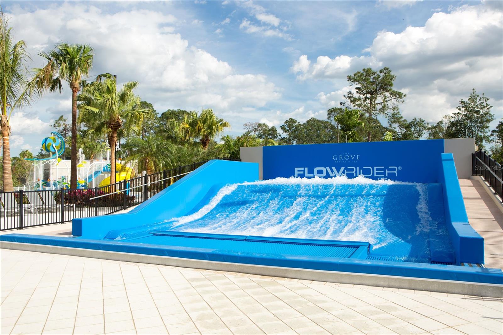 GROVE RESIDENCE & SPA HOTEL CONDO 3 - Residential