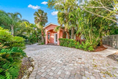 A home in SARASOTA