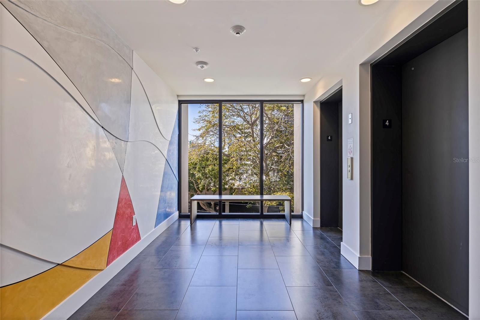 199 DALI BOULEVARD 402